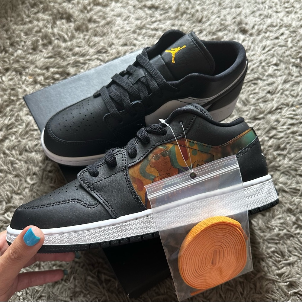 Nike | Jordan 1 sneakers size 6.5Y/8 women - Picture 7 of 11